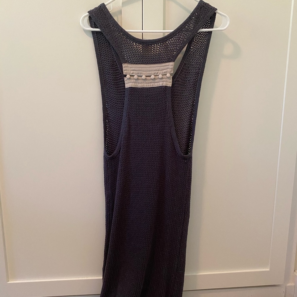 Knit dress with back detail